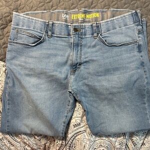 Lee Men's Extreme Motion Straight Jeans - Light Blue